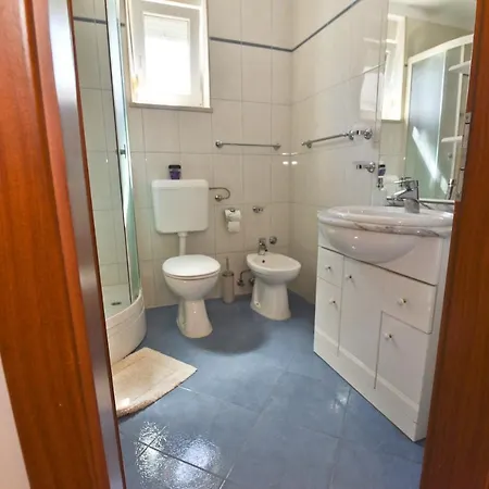 Nelly- Self Check-in Apartamento